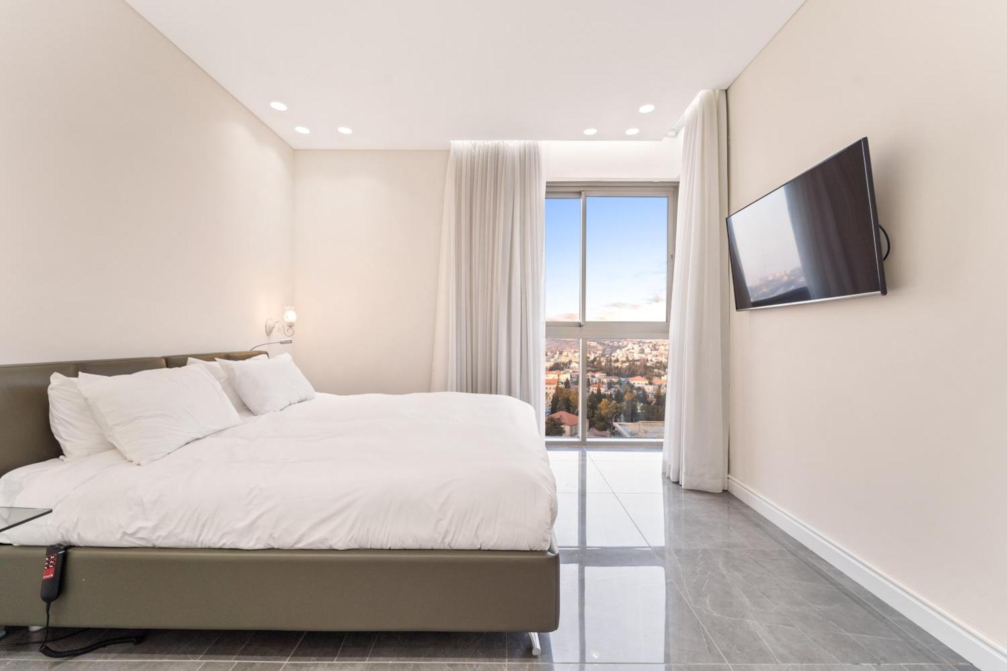 Isrentals Haneviim - Aparthotel In City Center Єрусалим Екстер'єр фото